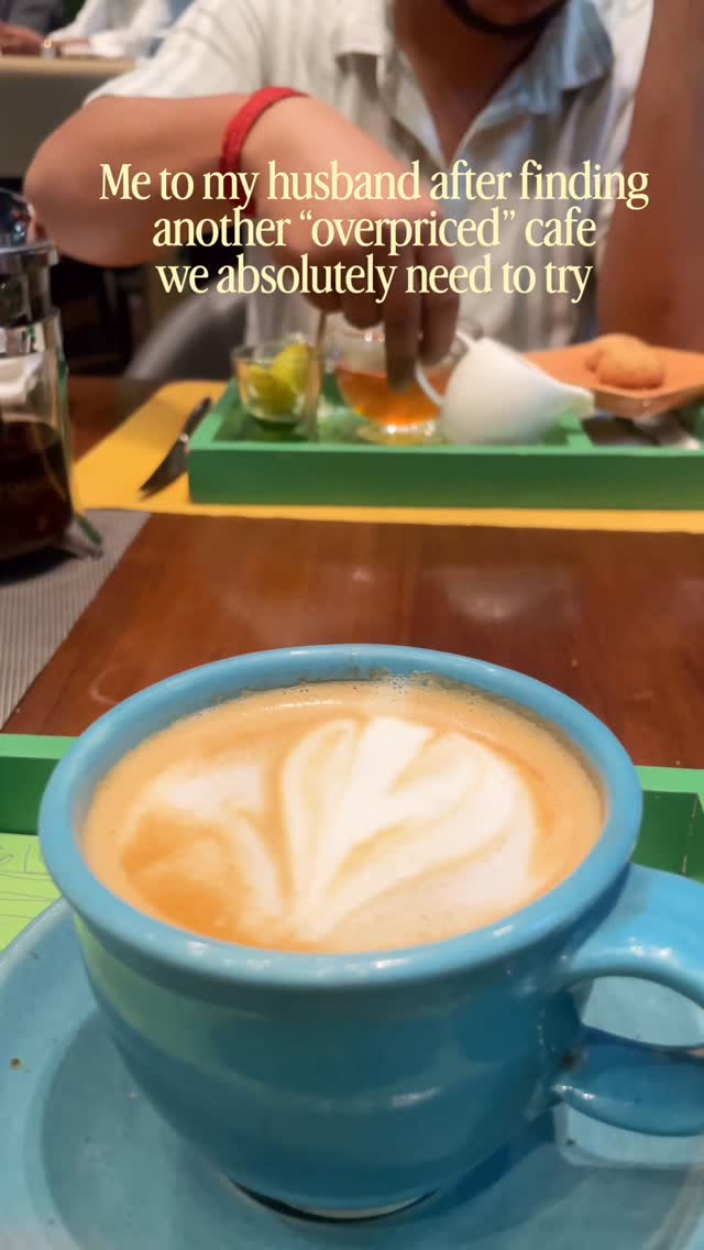 Then we both act surprised why we keep gaining weight 🥲

#cafehopping #bluetokai #cafesinkolkata #kolkatacafe #cafè