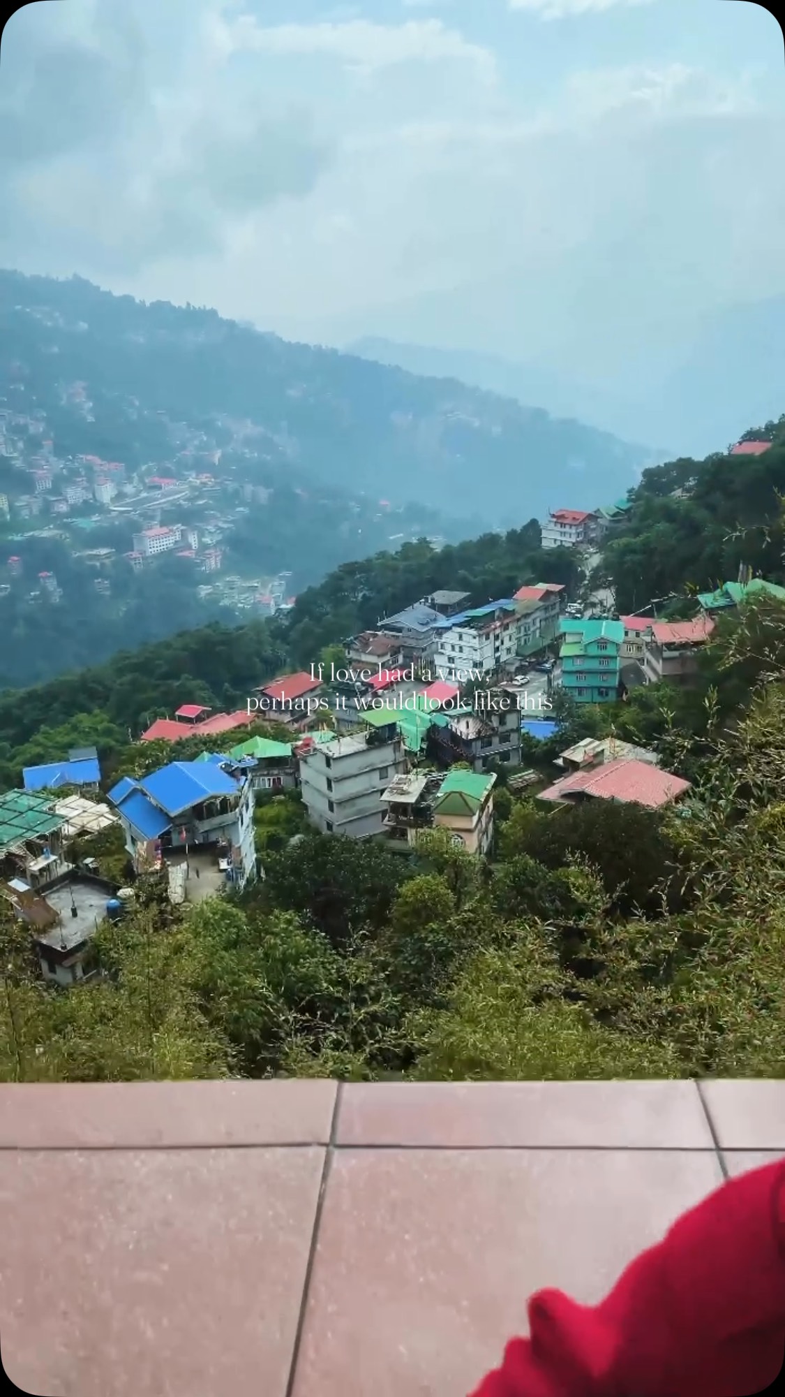 Somewhere in the mountains, with the city stretching endlessly below… this song just felt like it belonged here. 🤍

A little love, a little longing, and all those feelings that are easier to hear than to say.

This one is especially close to my heart because it’s composed by my favourite person. 🫶🏻

🎶 Thoda Tum, Thoda Hum
Composer: @arkorony 
Vocals: @priyankadasraha 
Mixing & Mastering: @iamsumitnandi 

Listen, feel it, and tell me what this song makes you feel. ✨

#NewMusic #HindiSong #HindiRomanticSong #RomanticMusic IndianMusic OriginalMusic MusicComposer LoveSong Gangtok Sikkim TravelReels