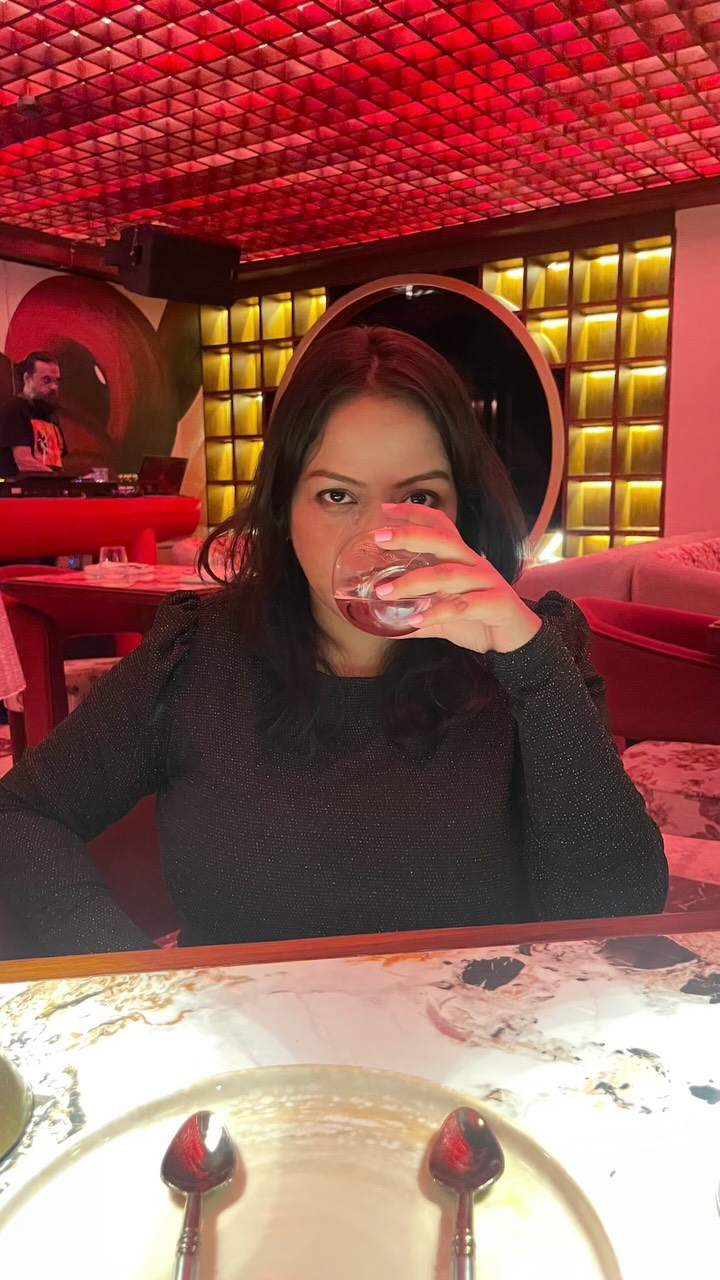 New Hangout Spot Alert ✨🪩🍣🍤

The new Twin Restaurants @tua_dancedine and @synthe__official brings to you the latest hot and happening late night spot at Kolkata.

We had the best Japanese Cuisine in Kolkata and I am not saying this lightly.
The food was delicious and the vibe was unmatched. We had 

🍣 Spicy Salmon Roll
Prawn Tempura Sushi
Teriyaki Chicken Sushi
🍤 Jumbo Grilled Prawn
Chicken Yakitori
🍛 Chicken Katsu Curry
🐟Teriyaki Grilled Salmon
🍧Japanese Cotton Cheesecake

📍Altitude 2
2nd Floor, Building, Lee Road, Sreepally
Bhowanipore, Kolkara

🕐6pm-2am

#kolkatarestaurant #sushiinkolkata #bestsushiintown #kolkatafoodbloggers #kolkataeats