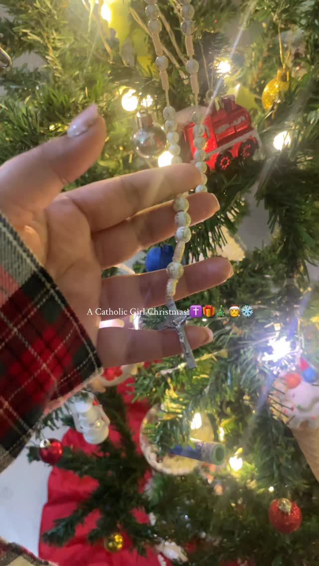 At 36, I understand that the Christ wasn’t probably born on Christmas.
Biblically he might not even be born in the winter.
I understand that December 25 was deliberately assigned as his birthday to align it with winter solstice, a pagan festival.
I understand that most of the Christmas celebrations are pagan. 
And I struggled a bit with the dilemma and then realised, that at the end of the day, it’s all about love, about spreading joy, even if gifts and good food, and with giving. After all, that’s what he preached about- Love.

#christmas2025 #catholicgirlchristmas #catholicchristmas #christmastreedecorating #christmascelebration #christmascake #christmasishere #wintersolstice❄️ #catholicchurch #krishnagarchurch☺️ #krishnagar #kolkatachristmas